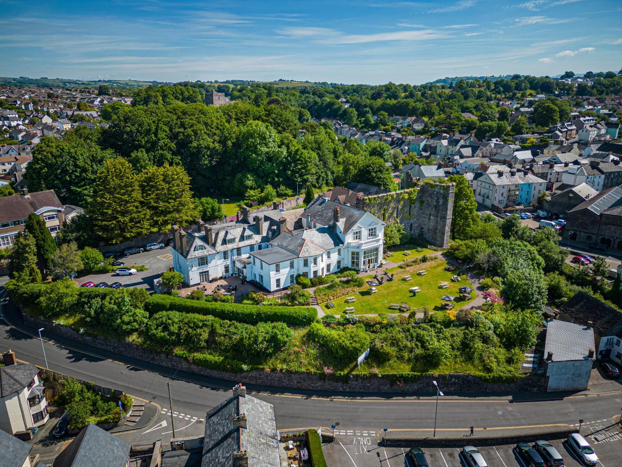 The Castle Of Brecon Hotel, Brecon, Powys Екстер'єр фото