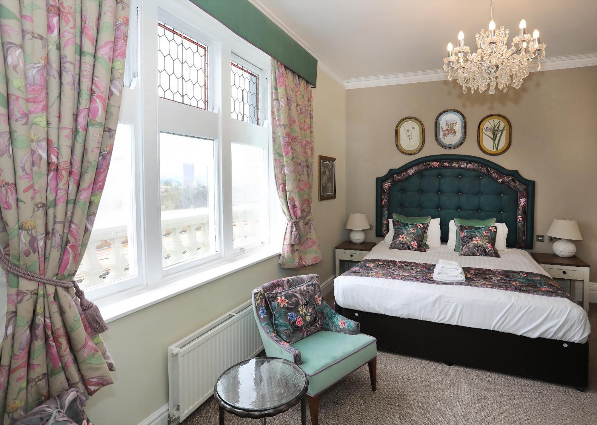 The Castle Of Brecon Hotel, Brecon, Powys Екстер'єр фото