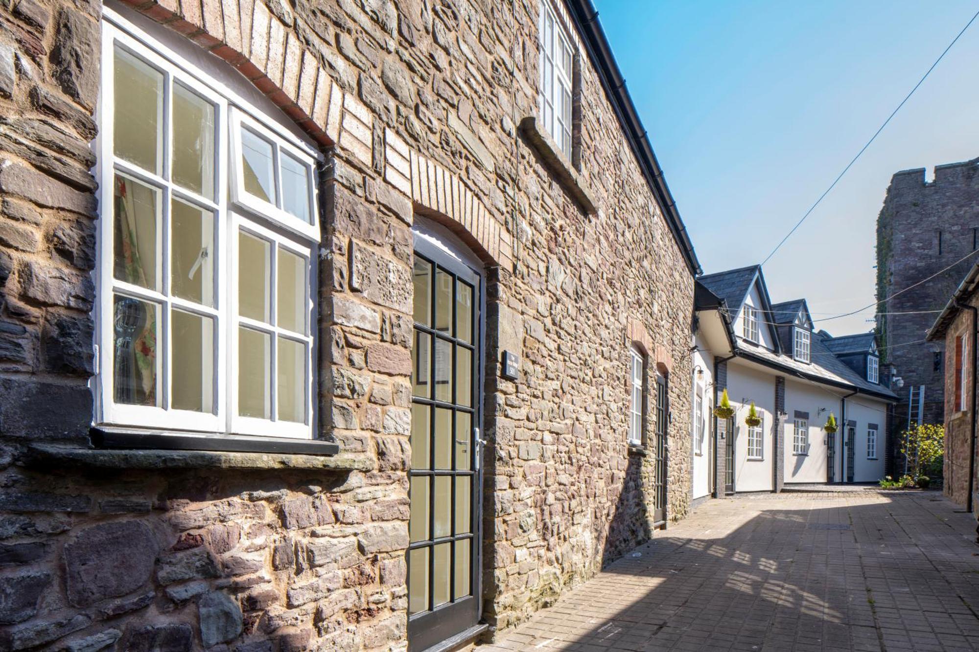 The Castle Of Brecon Hotel, Brecon, Powys Екстер'єр фото