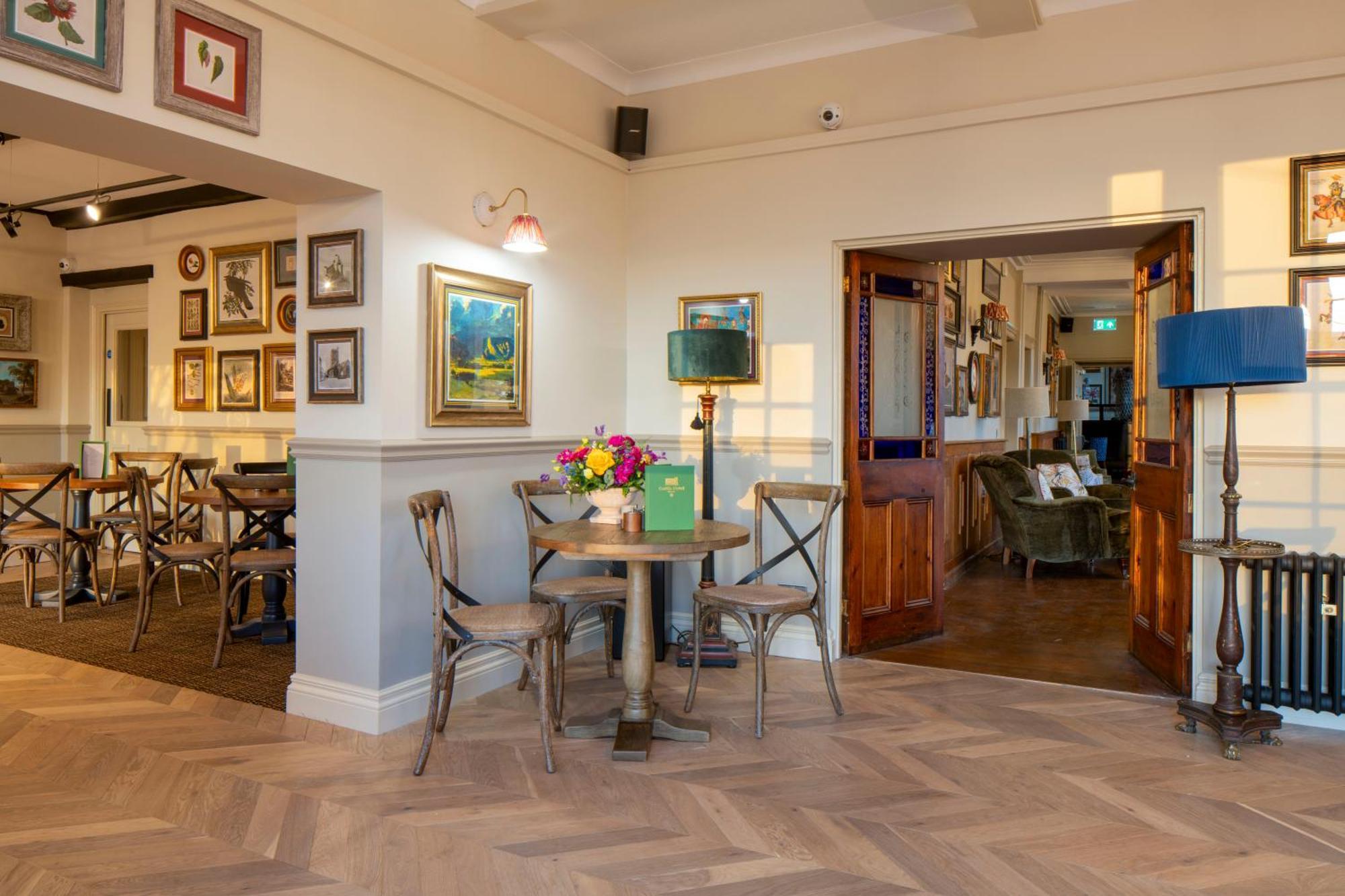 The Castle Of Brecon Hotel, Brecon, Powys Екстер'єр фото