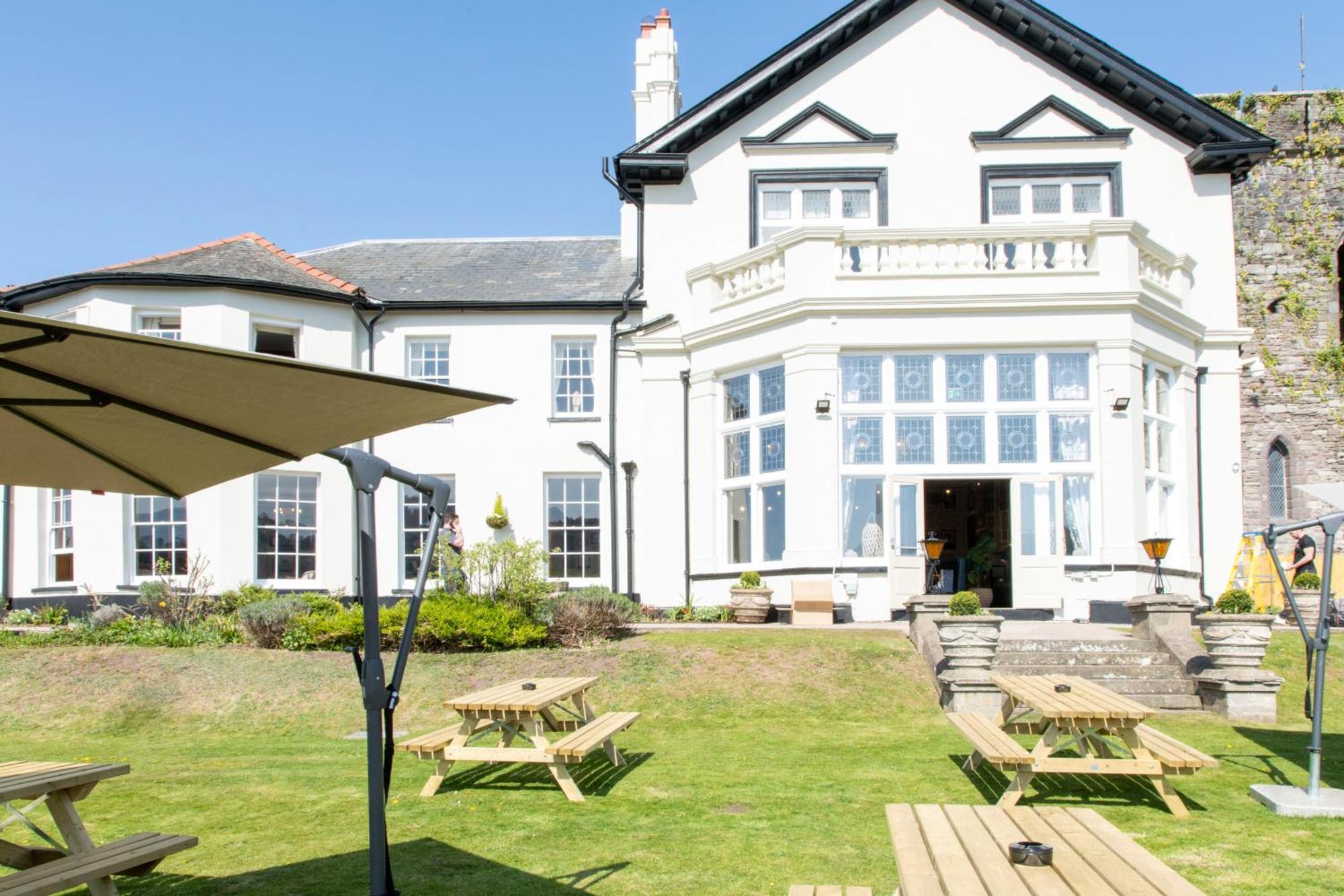 The Castle Of Brecon Hotel, Brecon, Powys Екстер'єр фото