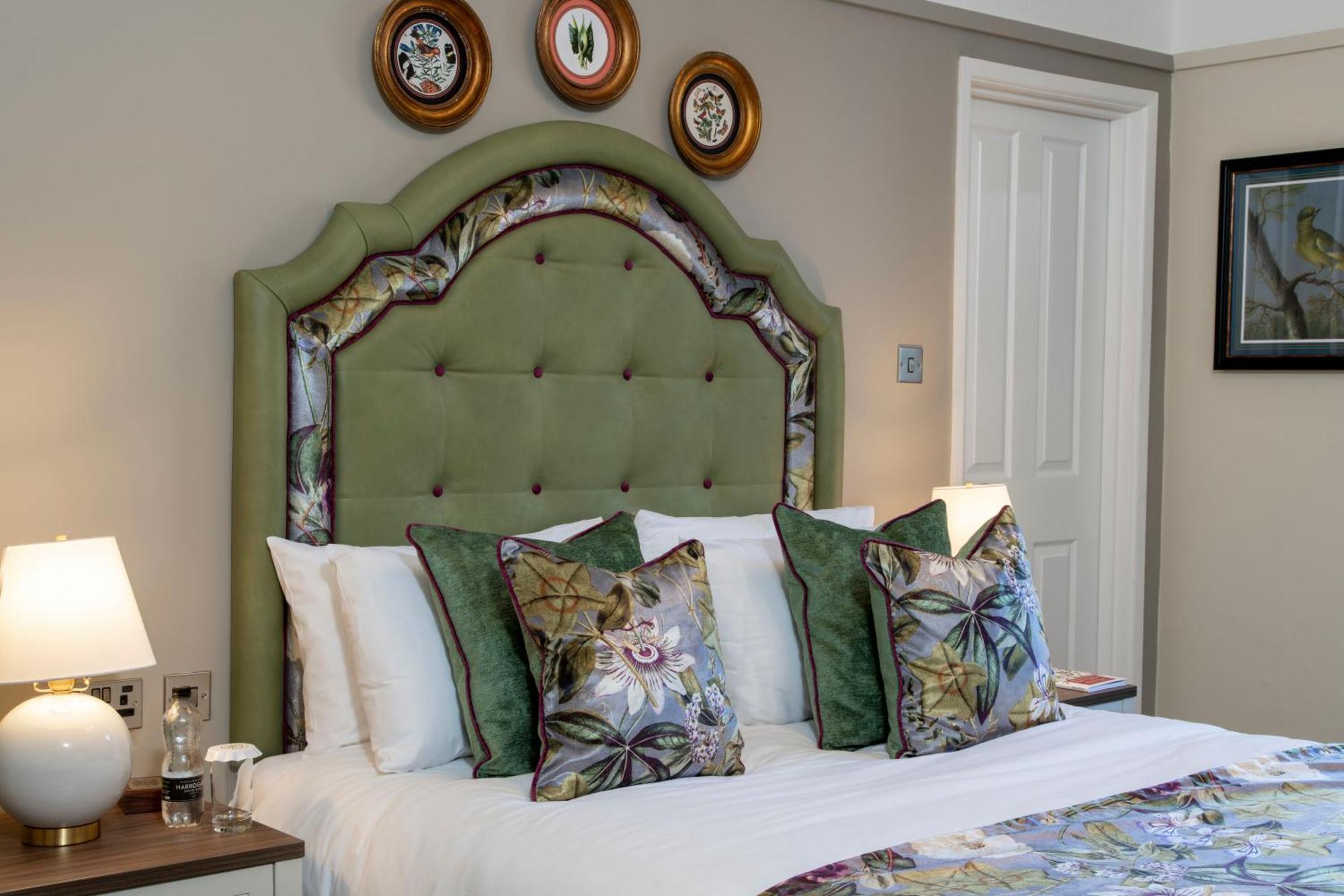 The Castle Of Brecon Hotel, Brecon, Powys Екстер'єр фото